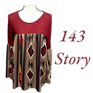 𝅺143 story top Burgundy womens size M/L